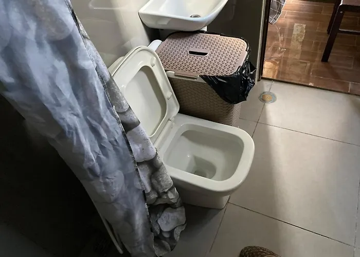 Family Oasis Makati 2 Bedroom 1 Kiddo 300 Mbps Fast Net